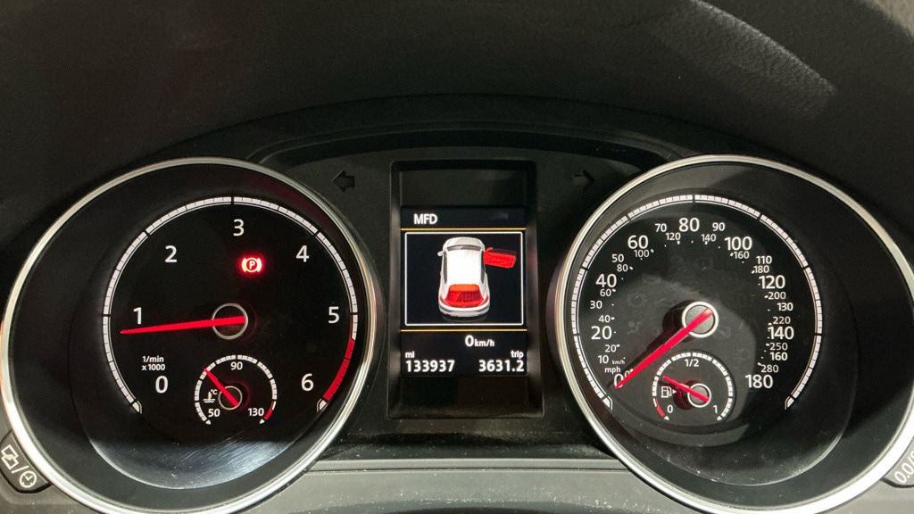 Used Volkswagen Scirocco 2015 for sale - 77619441: Photo 10