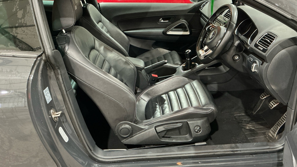 Used Volkswagen Scirocco 2015 for sale - 77619441: Photo 9