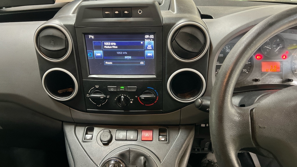 Used Peugeot Partner 2017 for sale - 77103410: Photo 11