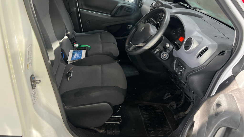 Used Peugeot Partner 2017 for sale - 77103410: Photo 9