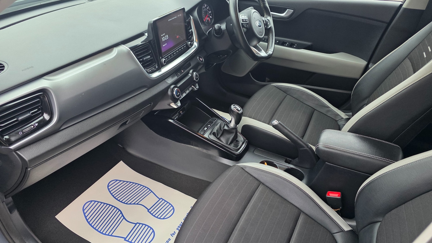 Used Kia Stonic 2021 for sale - 76265730: Photo 13