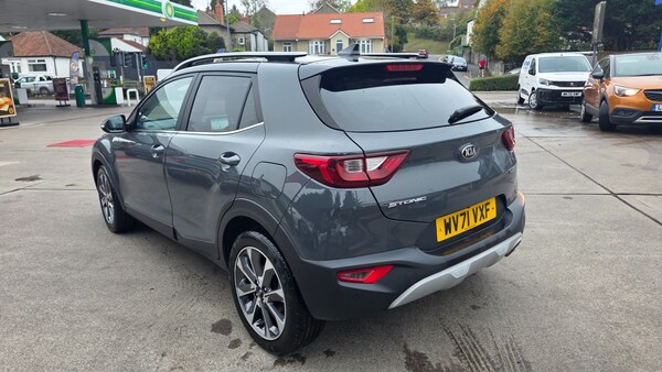 Used Kia Stonic 2021 for sale - 76265730: Photo 3
