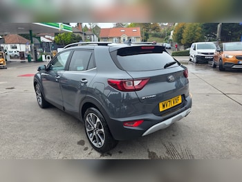 Used Kia Stonic 2021 for sale - 76265730: Photo 3