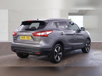 Used Nissan Qashqai 2016 for sale - 79365578: Photo