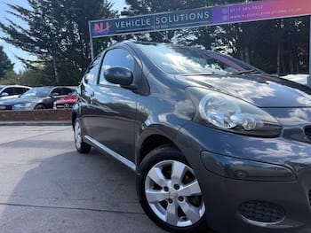 Used Toyota AYGO 2011 for sale - 79779851: Photo