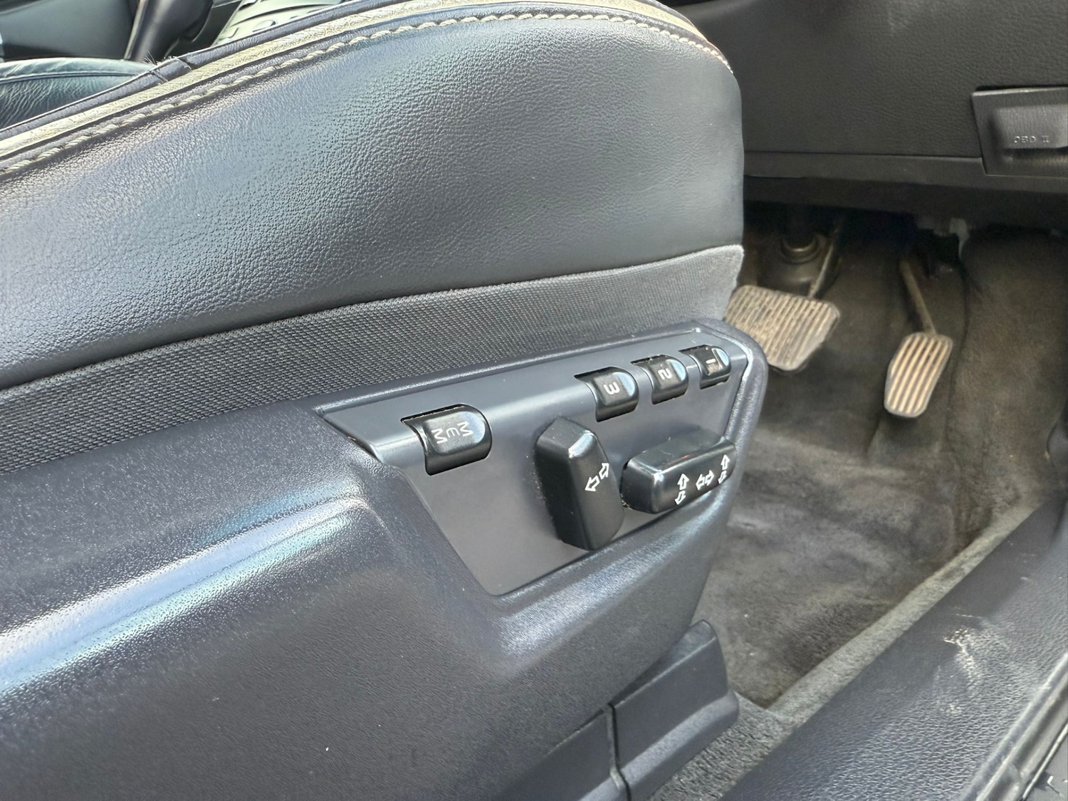 Used Volvo XC90 2010 for sale - 76971193: Photo 18