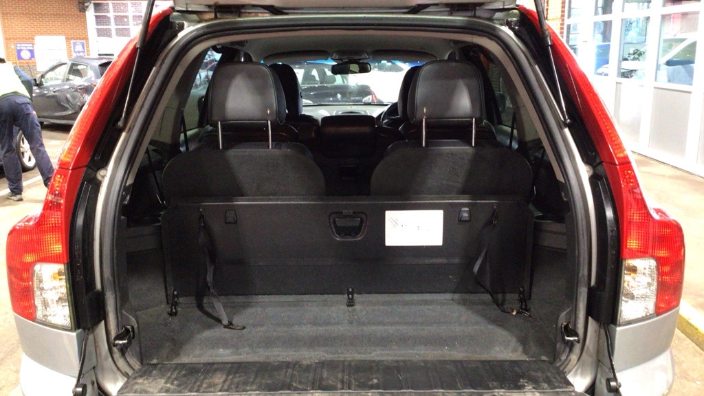 Used Volvo XC90 2010 for sale - 76971193: Photo 7