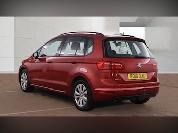 Used Volkswagen Golf SV 2016 for sale - 78393063: Photo