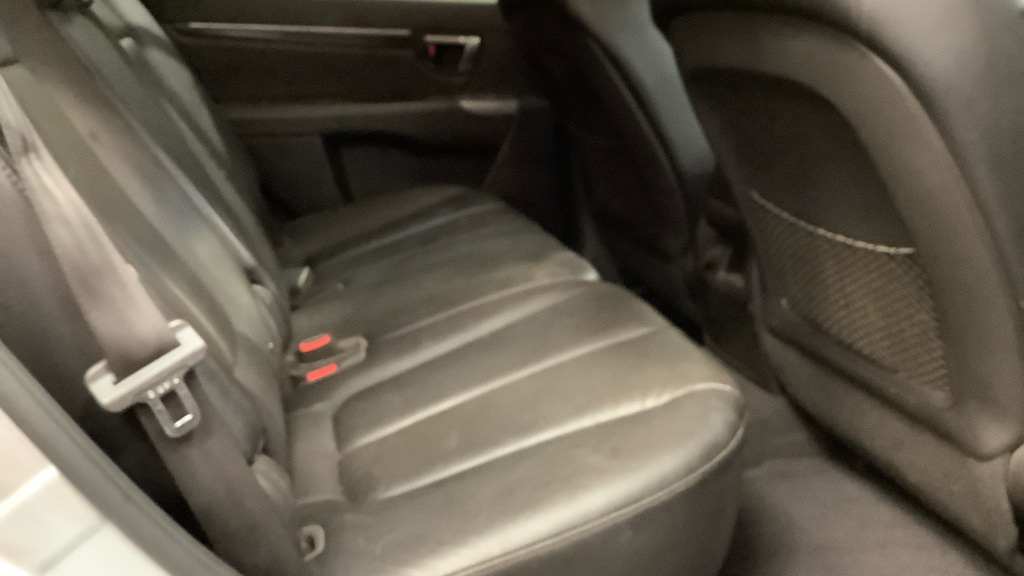 Used Hyundai Santa Fe 2012 for sale - 76504326: Photo 10