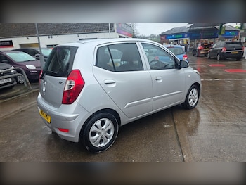 Used Hyundai i10 2011 for sale - 77818715: Photo