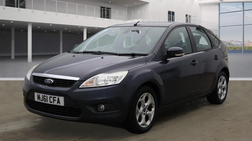 Used Ford Focus 2011 for sale - 76897296: Photo 2