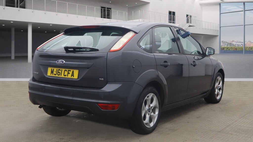 Used Ford Focus 2011 for sale - 76897296: Photo 4