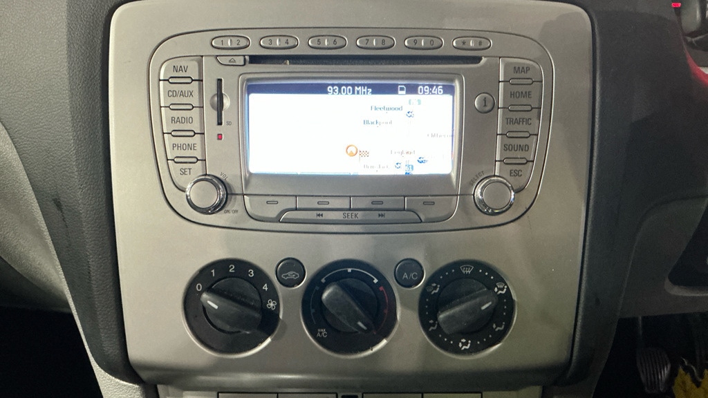 Used Ford Focus 2011 for sale - 76897296: Photo 7