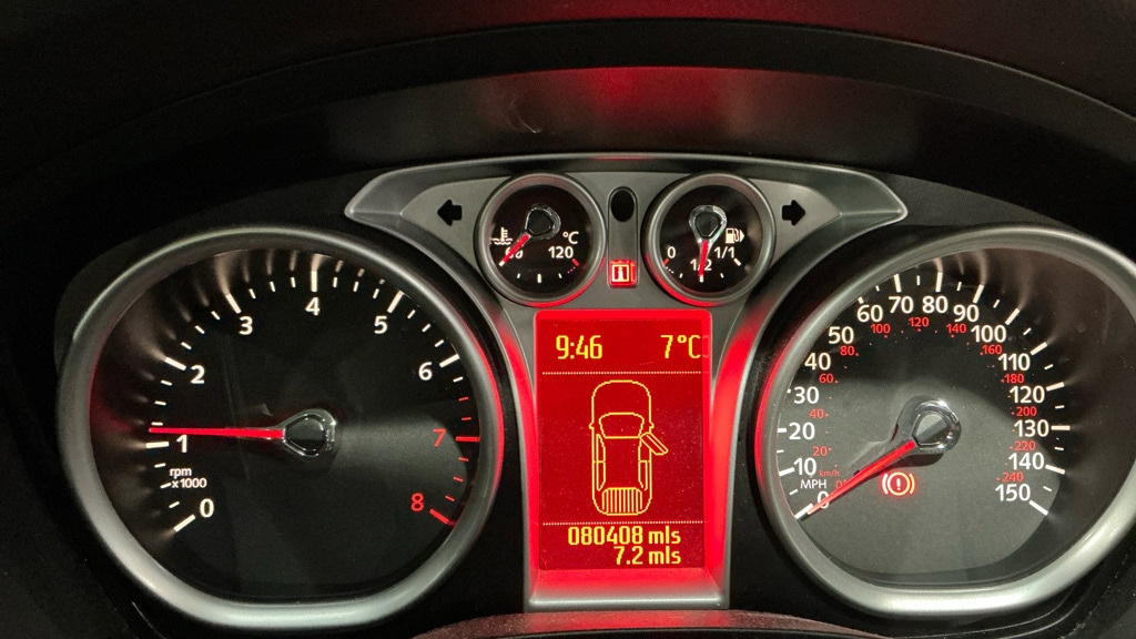 Used Ford Focus 2011 for sale - 76897296: Photo 9