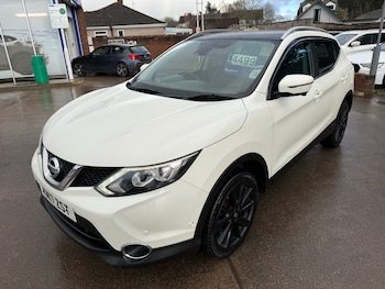 Used Nissan Qashqai 2017 for sale - 77818524: Photo