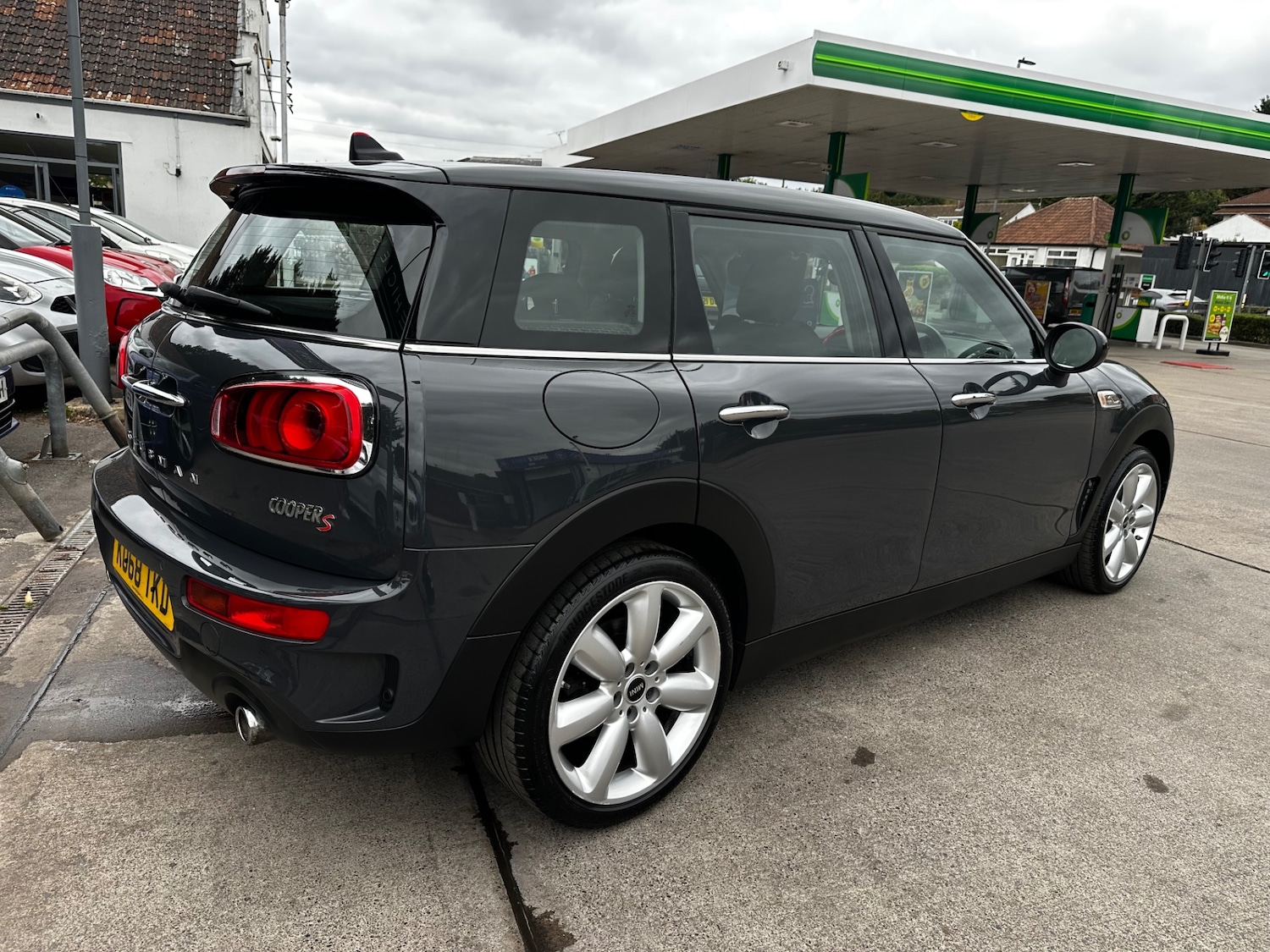 Vehicle 5