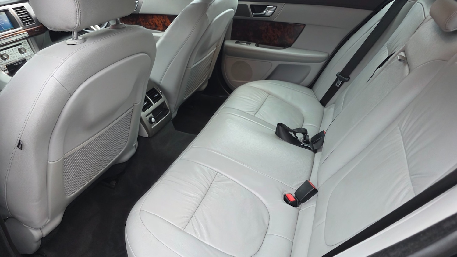 Used Jaguar XF 2011 for sale - 77774963: Photo 12