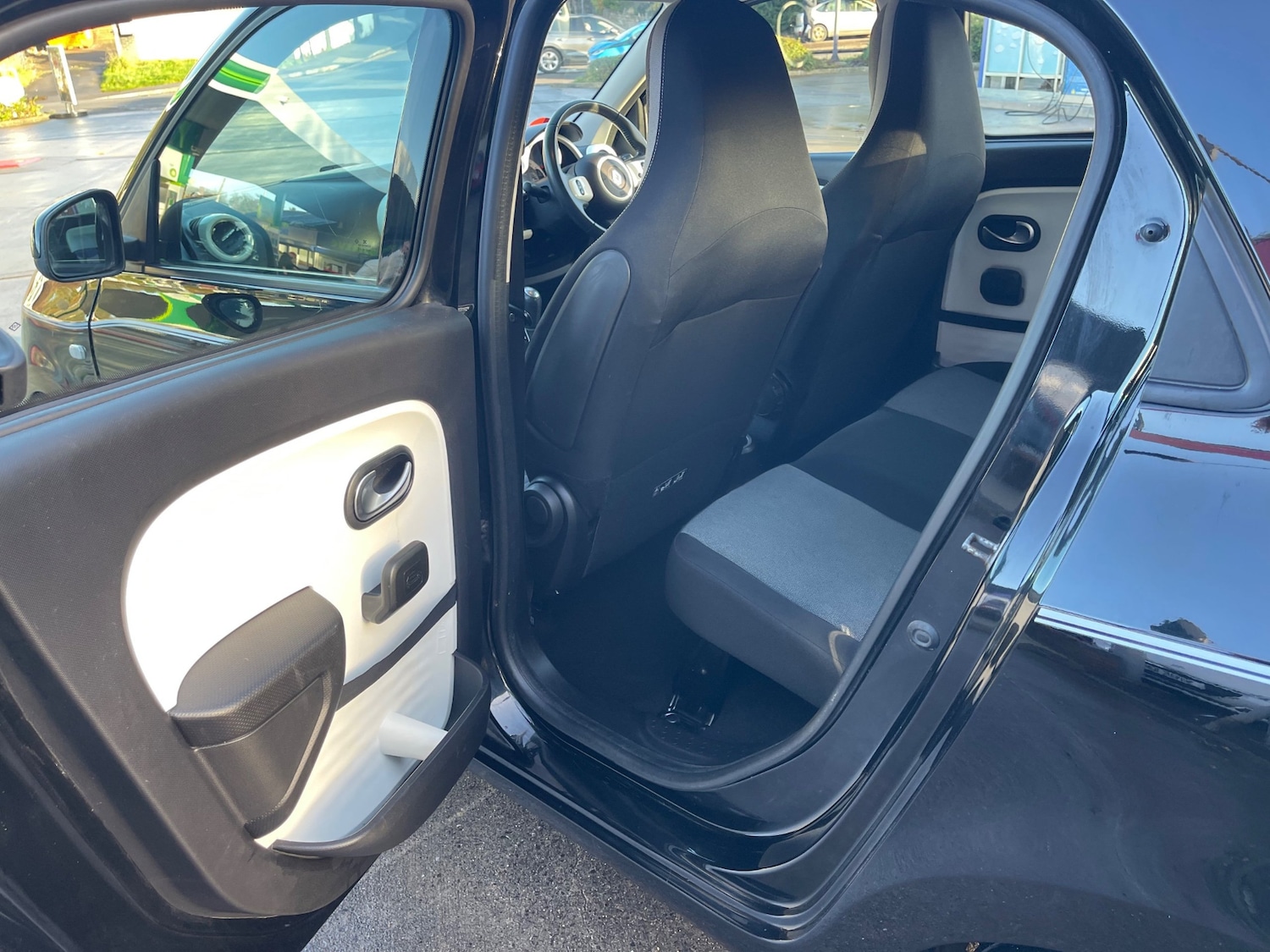 Used Renault Twingo 2015 for sale - 76566463: Photo 15