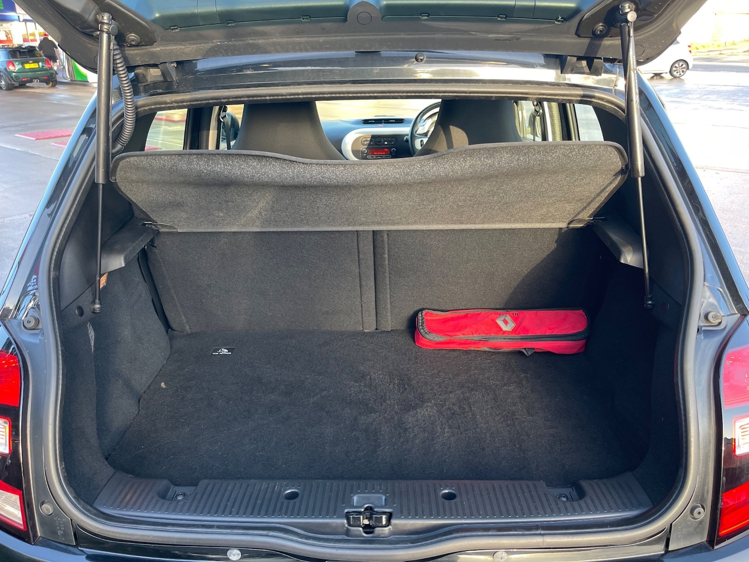 Used Renault Twingo 2015 for sale - 76566463: Photo 16