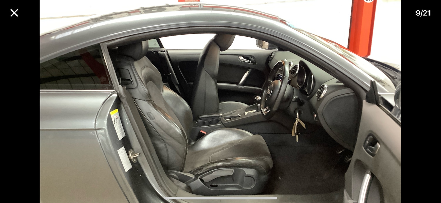Used Audi TT 2010 for sale - 76379233: Photo 7