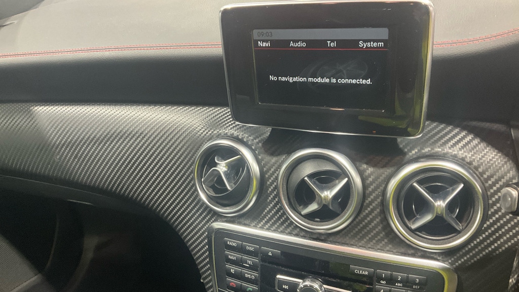 Used Mercedes-Benz A-Class 2015 for sale - 76844835: Photo 11