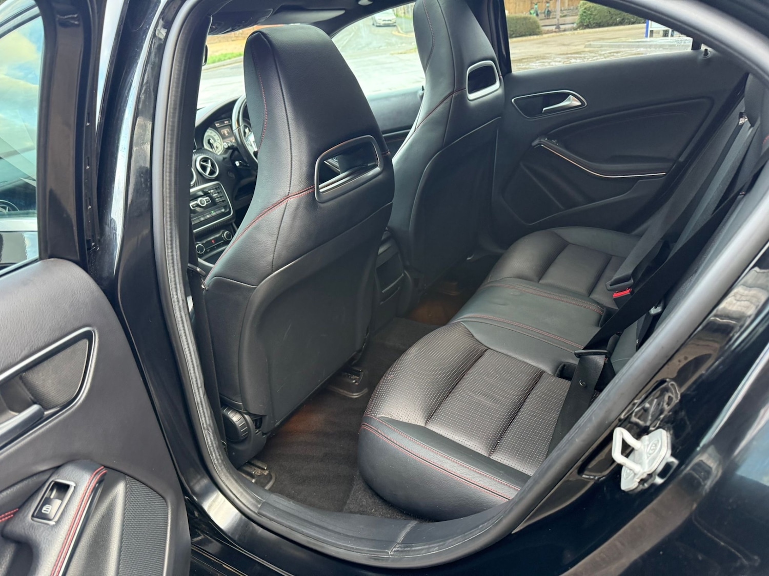 Used Mercedes-Benz A-Class 2015 for sale - 76844835: Photo 12