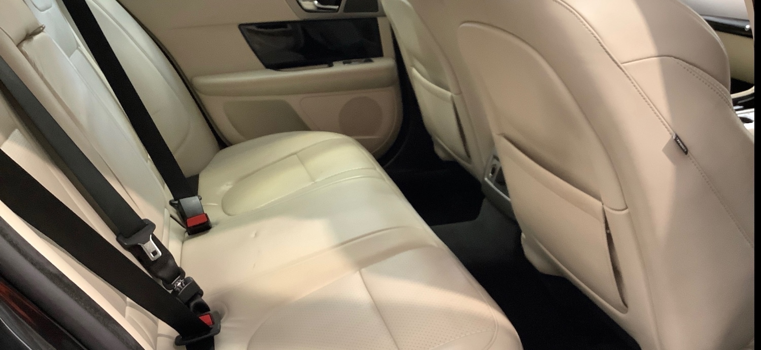 Used Jaguar XF 2011 for sale - 78134808: Photo 8