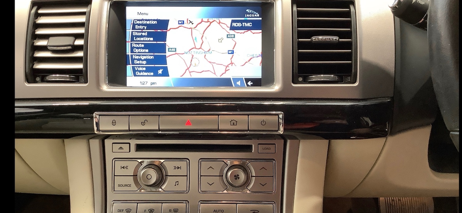 Used Jaguar XF 2011 for sale - 78134808: Photo 9