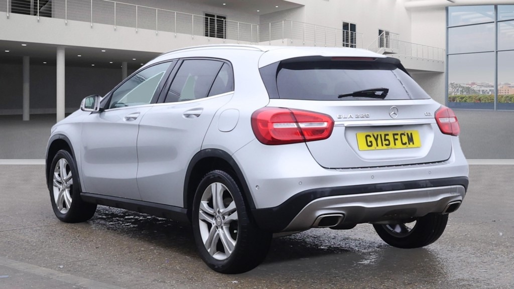 Used Mercedes-Benz GLA 2015 for sale - 76932179: Photo 3