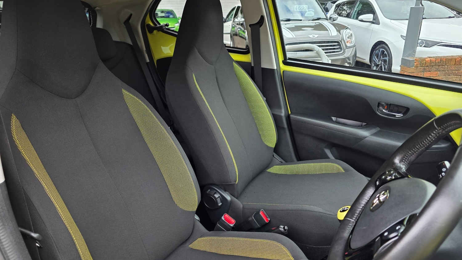 Used Toyota AYGO 2016 for sale - 76252972: Photo 11