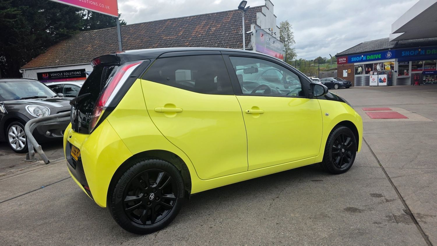 Used Toyota AYGO 2016 for sale - 76252972: Photo 3