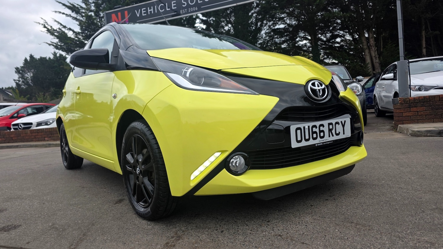 Used Toyota AYGO 2016 for sale - 76252972: Photo 8