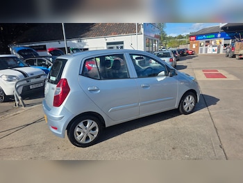 Used Hyundai i10 2013 for sale - 75944918: Photo