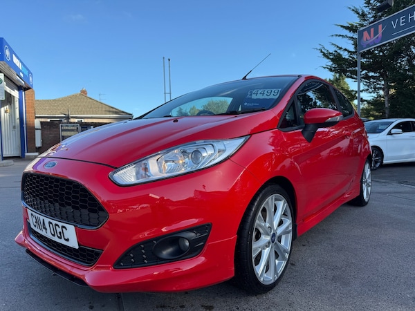 Used Ford Fiesta 2014 for sale - 76184085: Photo 2