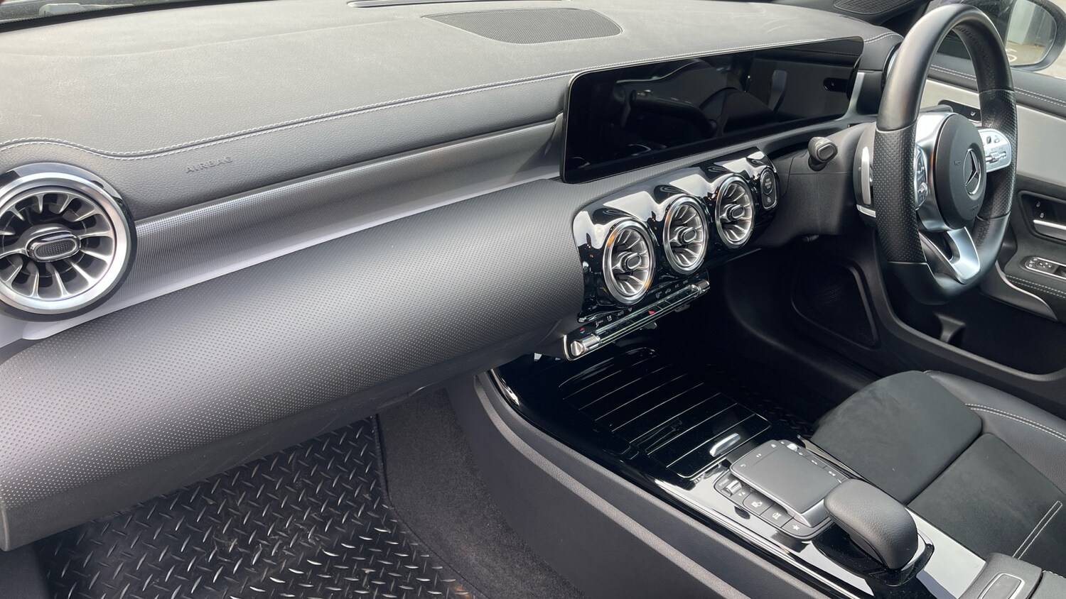 Used Mercedes-Benz A-Class 2022 for sale - 76186927: Photo 10