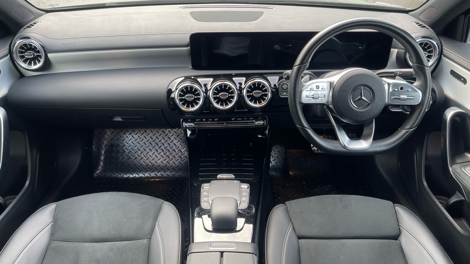 Used Mercedes-Benz A-Class 2022 for sale - 76186927: Photo 11