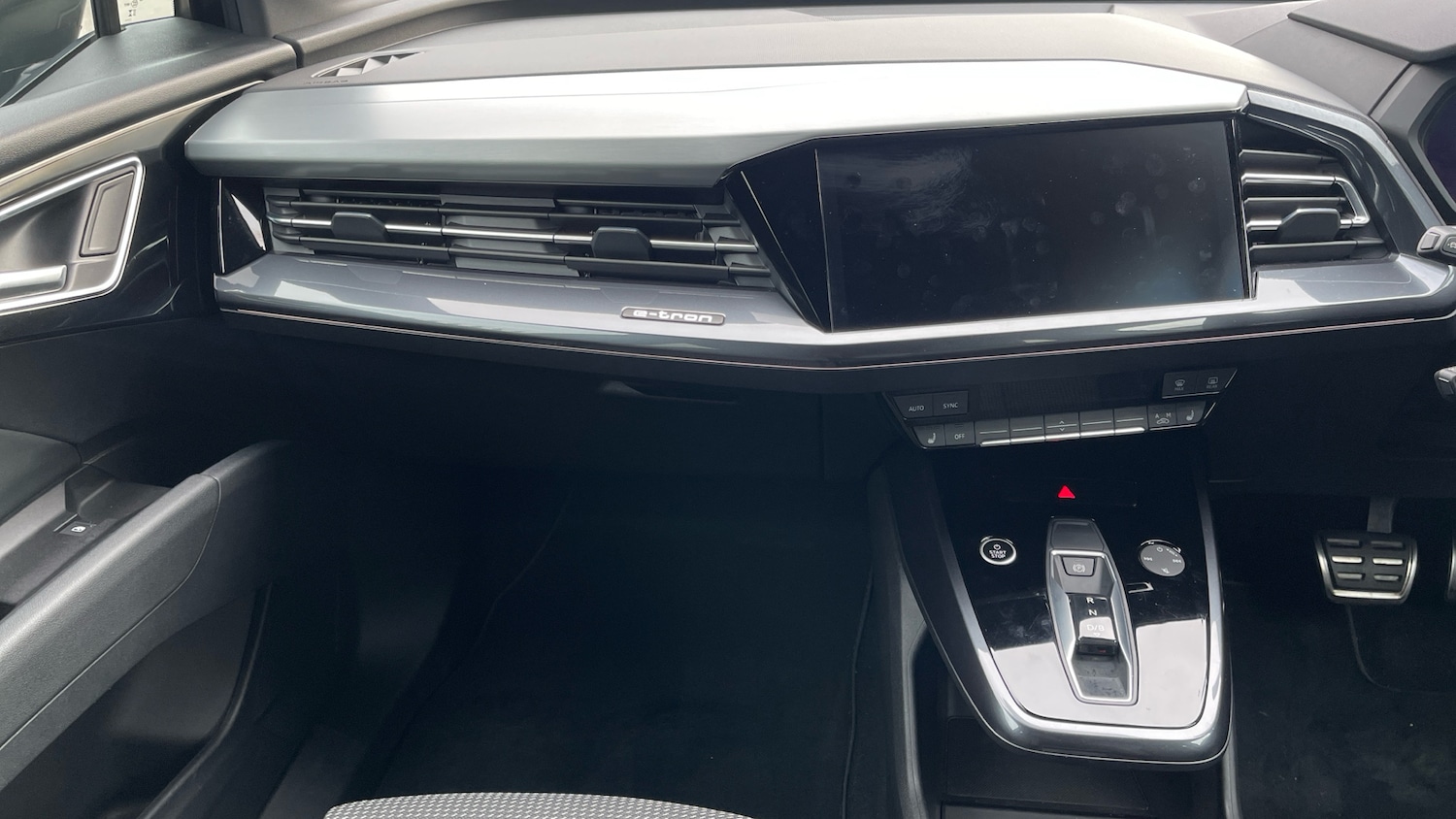 Used Audi Q4 e-tron 2023 for sale - 77837070: Photo 12