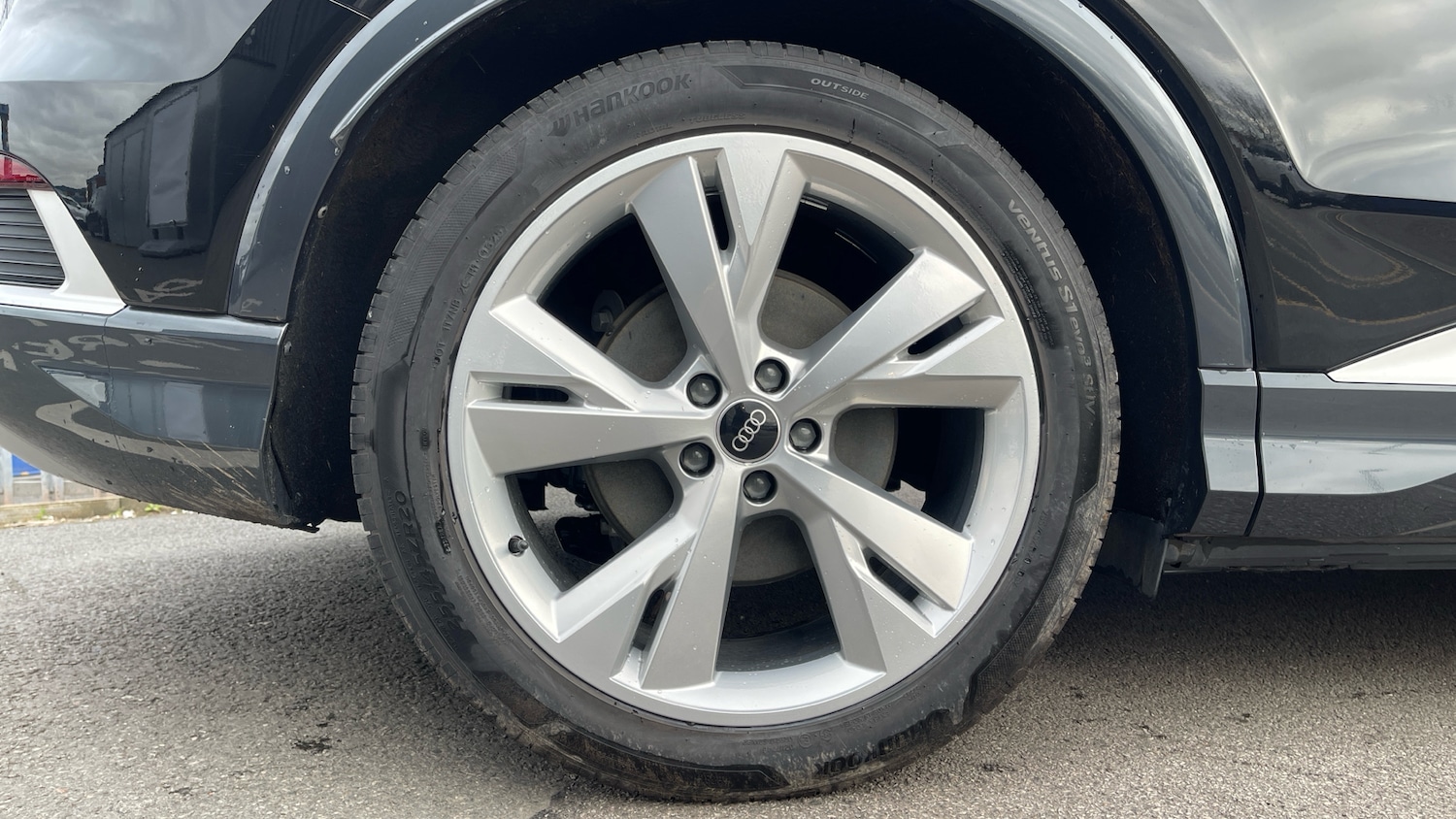 Used Audi Q4 e-tron 2023 for sale - 77837070: Photo 19