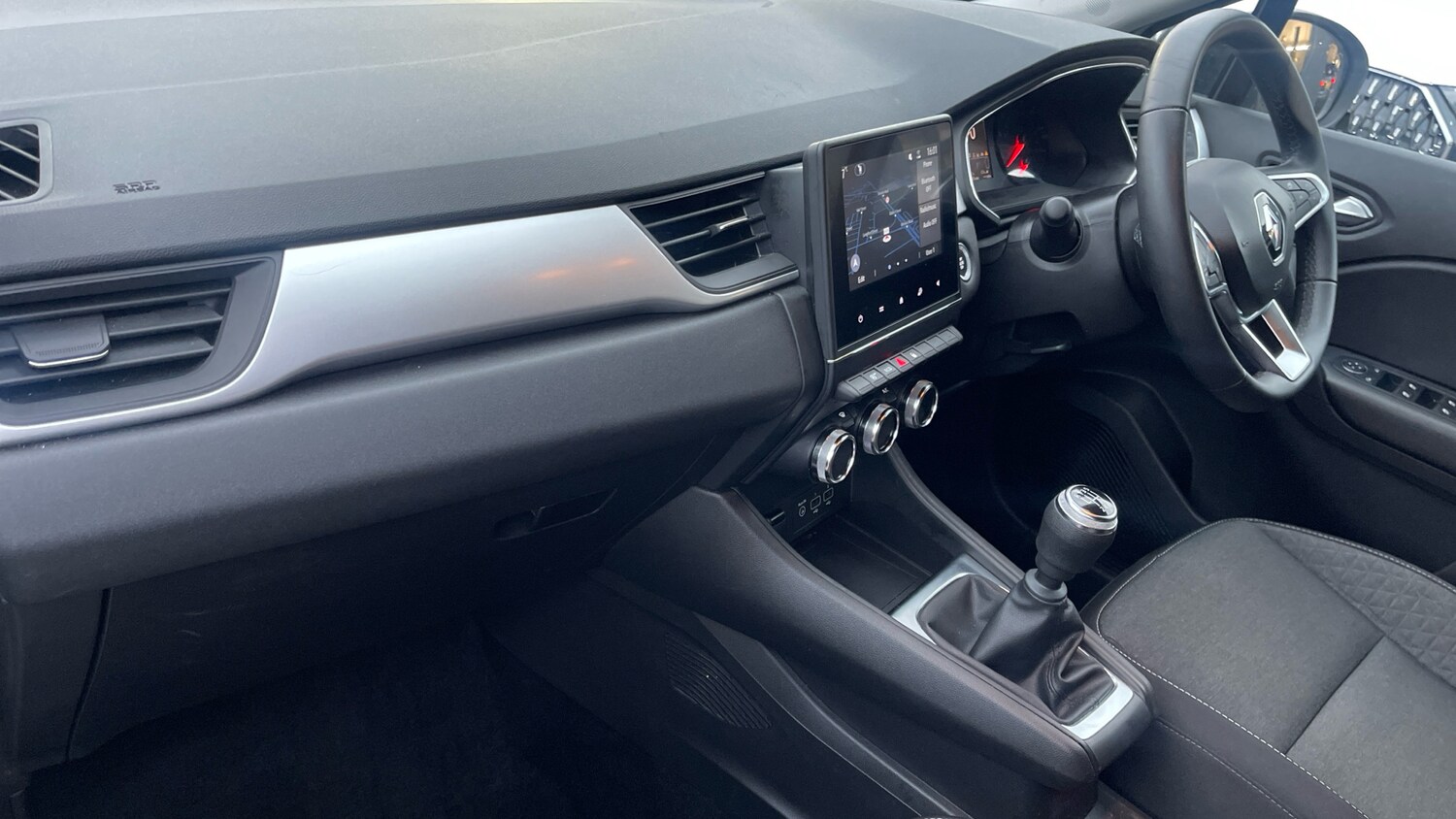 Used Renault Captur 2022 for sale - 77277106: Photo 10