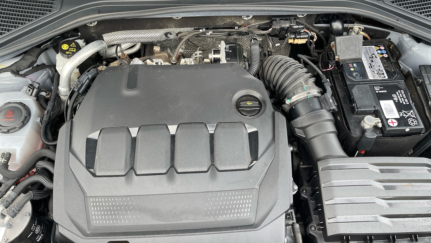 Used Volkswagen T-Roc for sale - 76346895: Photo 16