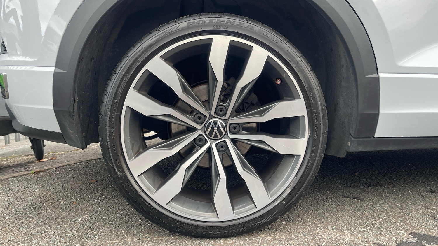 Used Volkswagen T-Roc for sale - 76346895: Photo 19