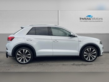 Used Volkswagen T-Roc 2021 for sale - 76346895: Photo