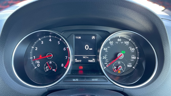 Used Volkswagen Polo 2015 for sale - 76082138: Photo 13