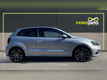 Used Volkswagen Polo 2015 for sale - 76082138: Photo