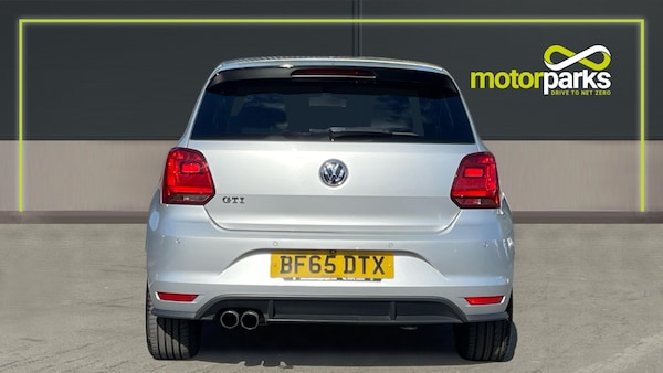Used Volkswagen Polo 2015 for sale - 76082138: Photo 4