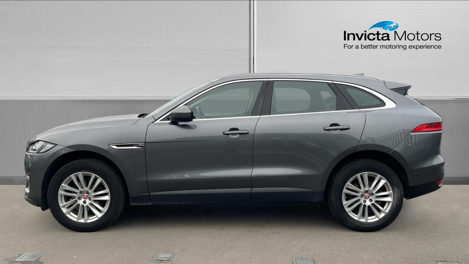 Used Jaguar F-Pace 2016 for sale - 77140543: Photo 6
