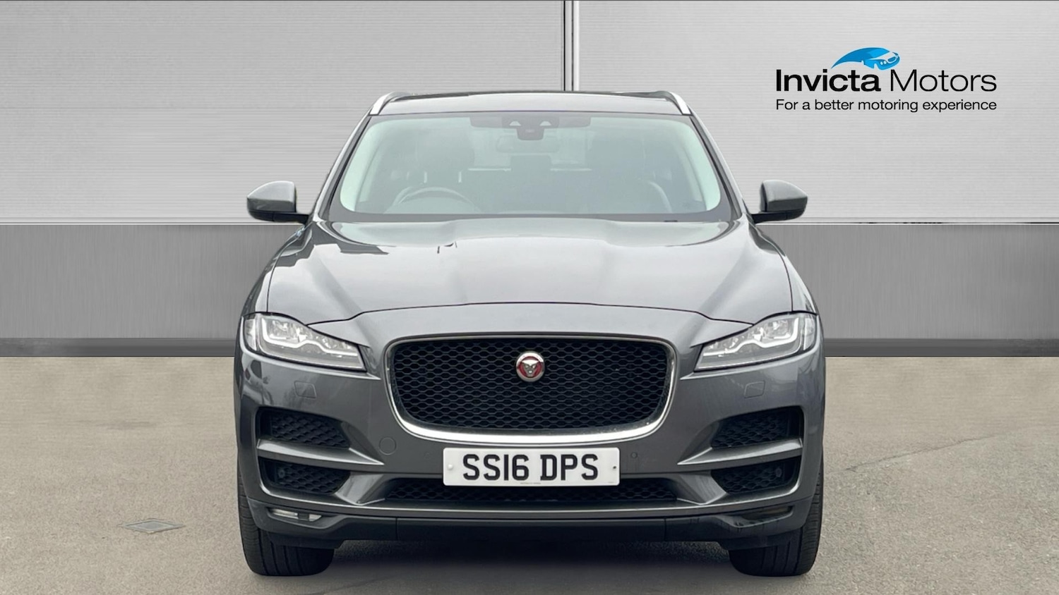 Used Jaguar F-Pace 2016 for sale - 77140543: Photo 8