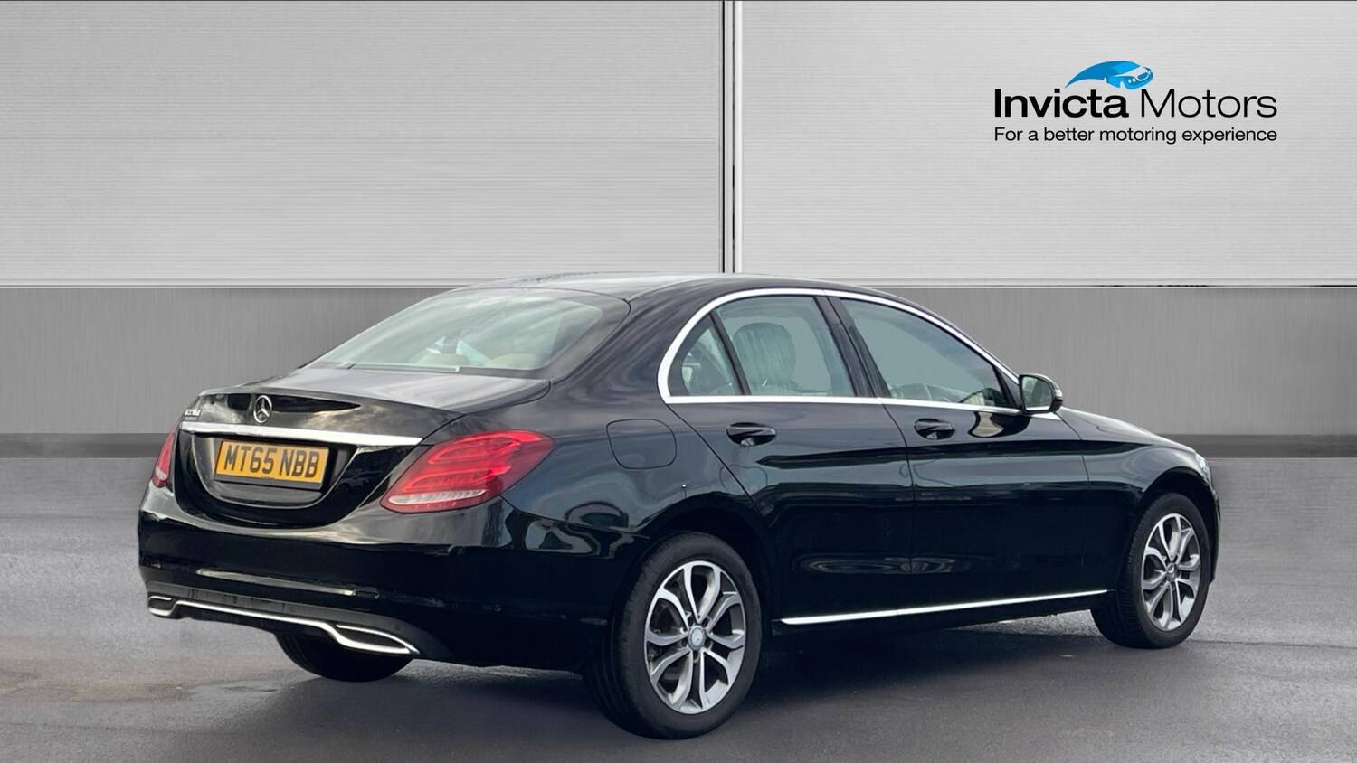 Used Mercedes-Benz C Class 2015 for sale - 77990416: Photo 3