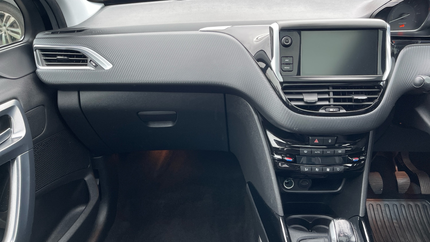 Used Peugeot 2008 2019 for sale - 77028182: Photo 12