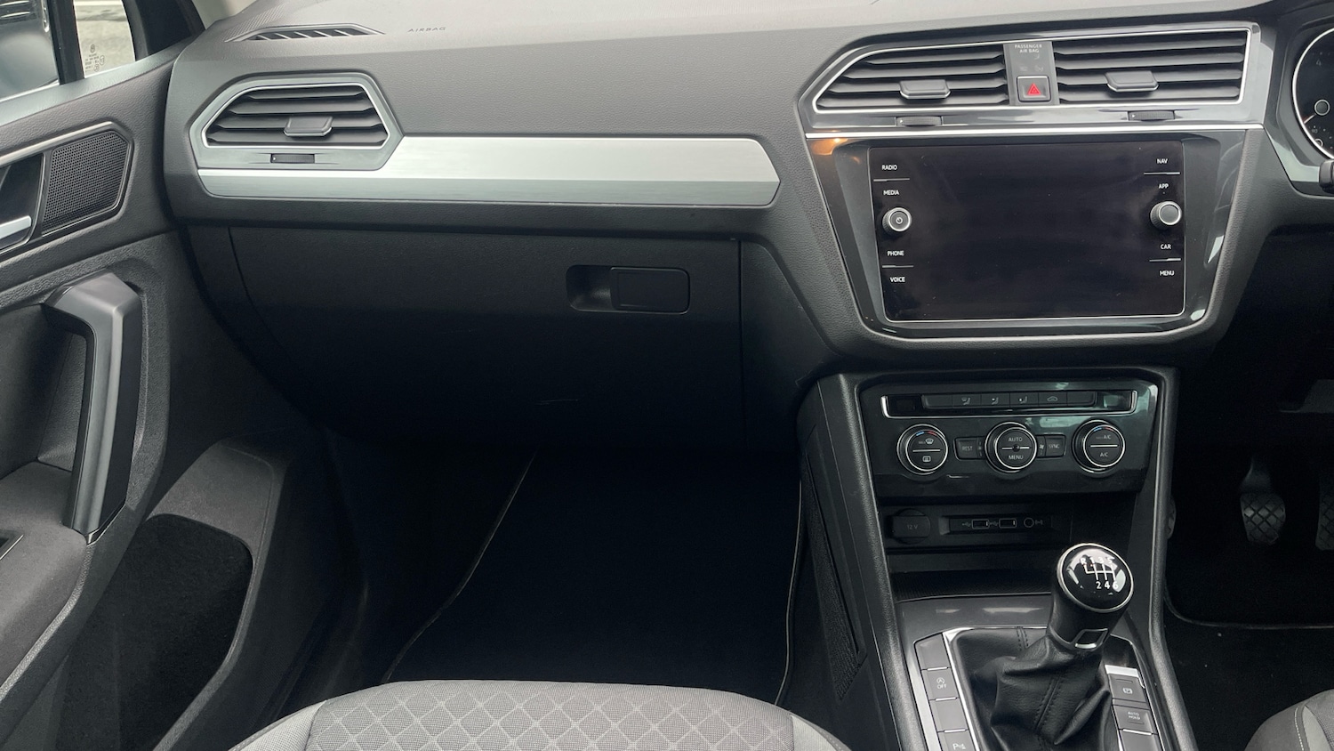 Used Volkswagen Tiguan 2018 for sale - 76482798: Photo 12